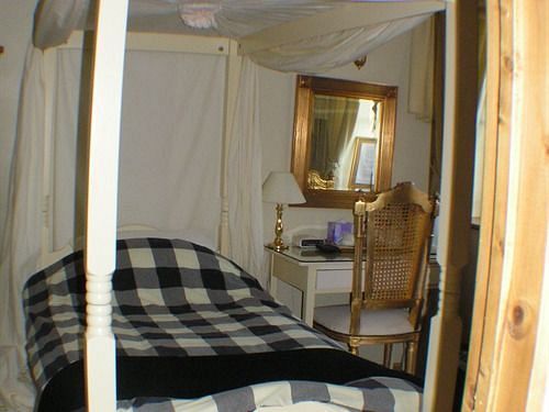 Bed and Breakfast Blounts Court Farm Devizes Exterior foto